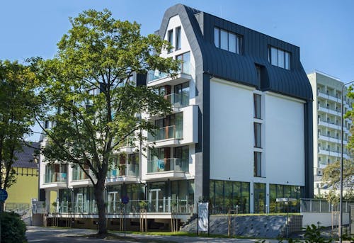 Außenansicht Hotel Henryk &ndash; &copy; IdeaSpa