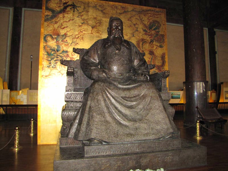 Grabanlagen der Ming-Kaiser in China - ©Jacob Spangenberg - Eberhardt TRAVEL