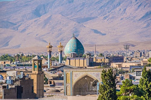 Iran – Shiraz, Begräbnisstätte Shah Tscheragh &ndash; &copy; Thomas Leonhardy - stock.adobe.com