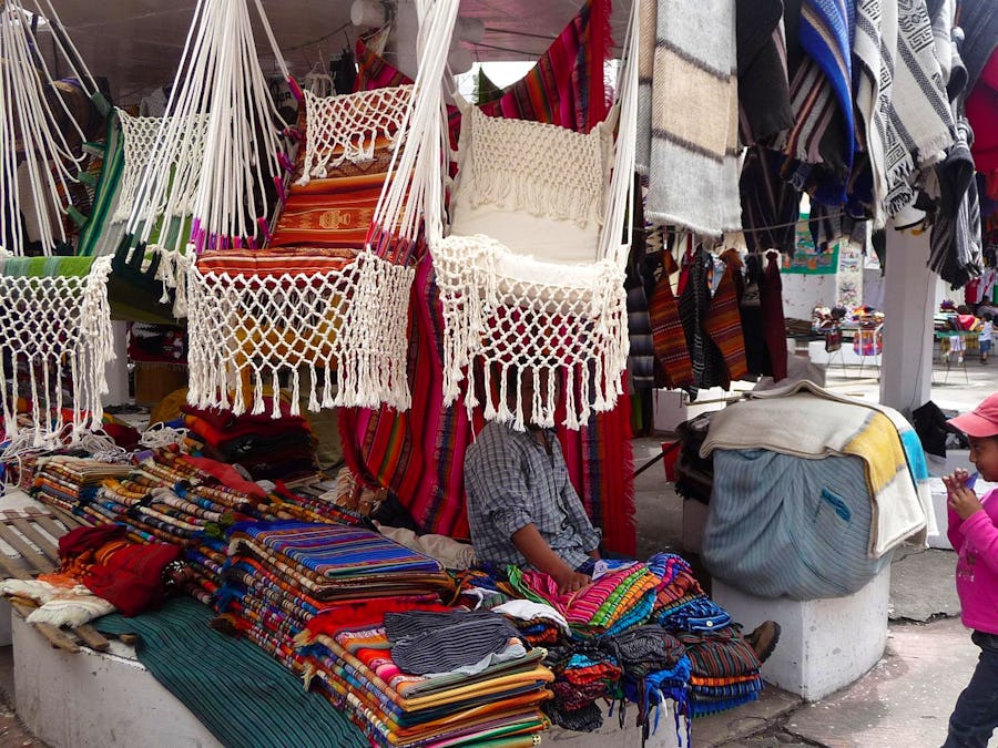 Markt in Otavalo – © Eberhardt TRAVEL - Betina Marinow