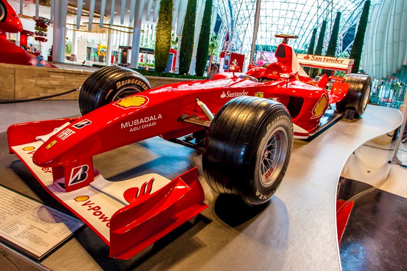 Abu Dhabi Ferrari World auf Yas Island - ©bluebeat76 - stock.adobe.com
