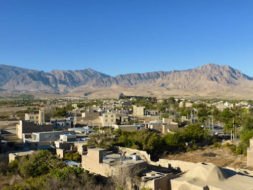 Kashan - Blick zu den Bergen  &ndash; &copy; Dirk Schlosser