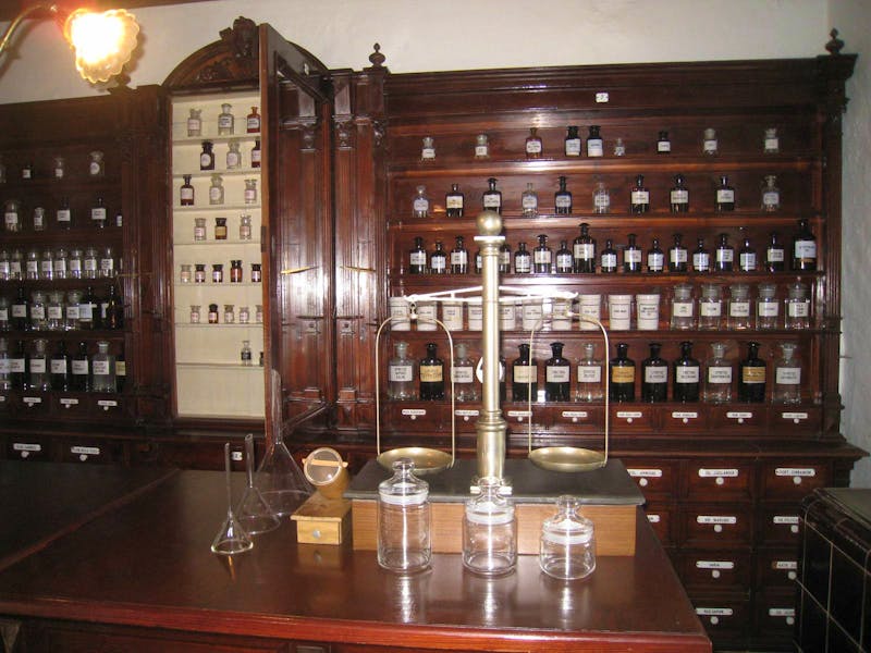 Alte Apotheke in der Burg Kezmarok - ©Dr. Jürgen Schmeißer
