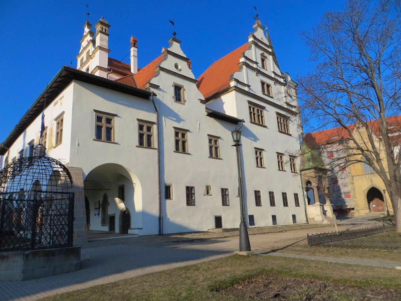 Levoca - Rathaus mit Schandkäfig - ©Dr. Jürgen Schmeißer