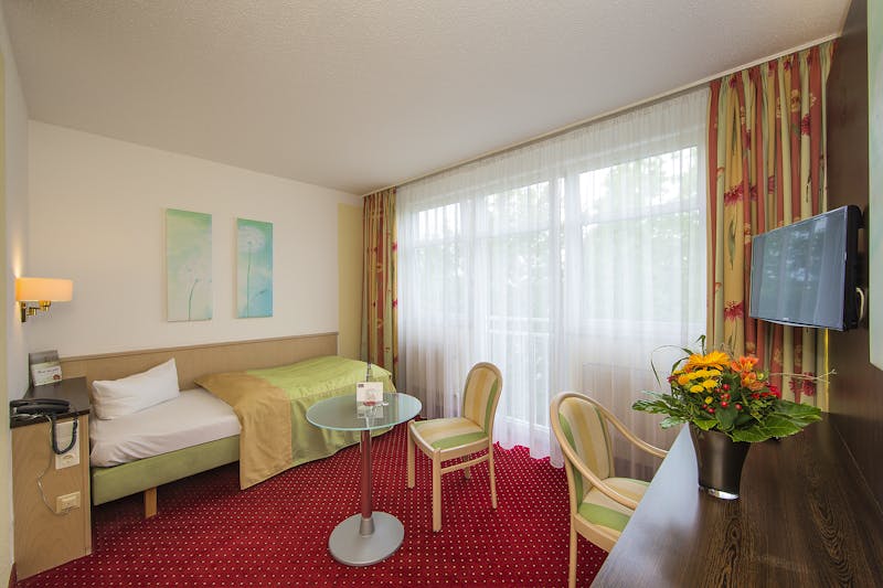 Bad Füssing - Johannesbad Hotel Phönix - Zimmerbeispiel – ©Johannesbad Hotels Bad Füssing