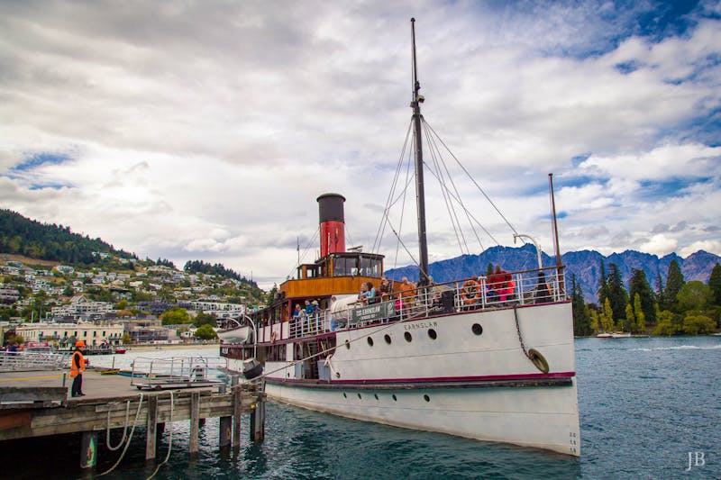 TSS Earnslaw Queenstown - ©Anna Stiebing - Eberhardt TRAVEL