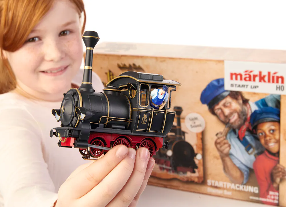 Mäklineum - Modell der Dampflok Emma &ndash; &copy; Märklineum • www.maerklin.de