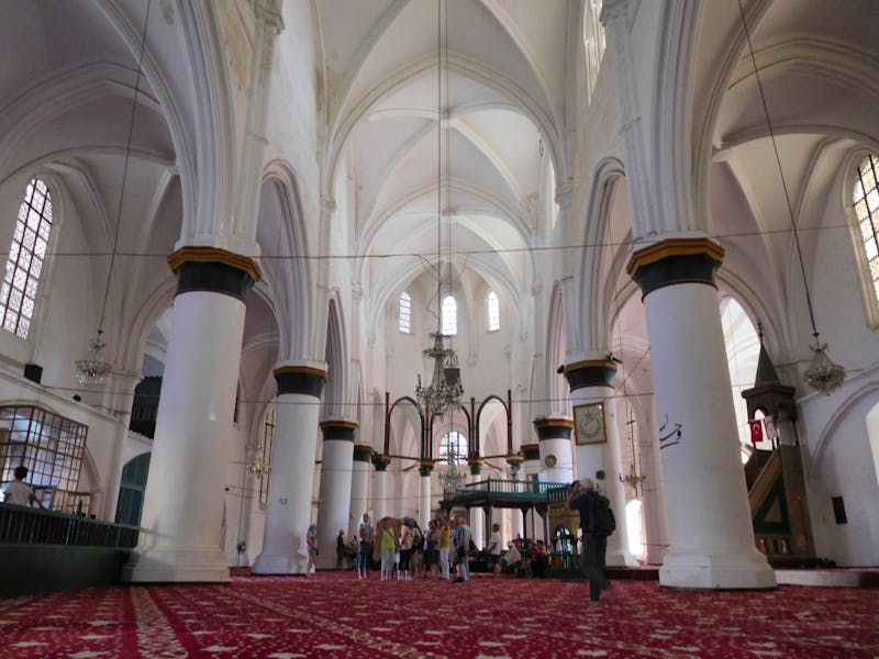 In der Selimiye-Moschee im türkischen Teil von Zypern - ©Alina Konstantinov - Eberhardt TRAVEL