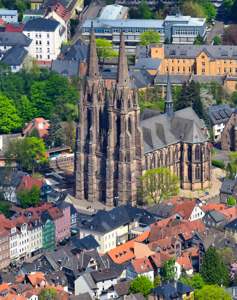 Marburg - Elisabeth-Kirche - &copy;Georg Kronenberg / www.georgkronenberg.com