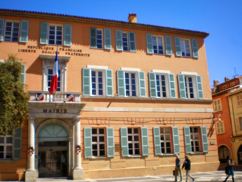 Rathaus von Frejus - ©Lena Rautenberg