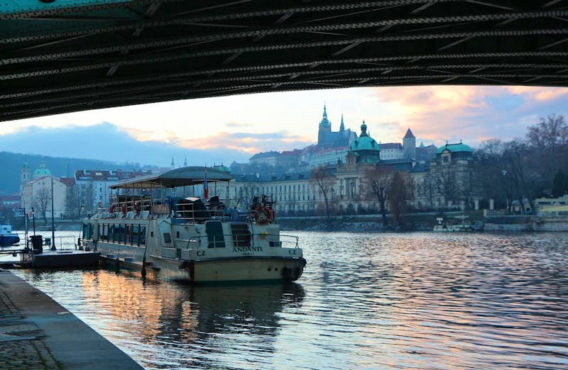 Prag - Schifffahrt auf der Moldau - ©Kristin Weigel