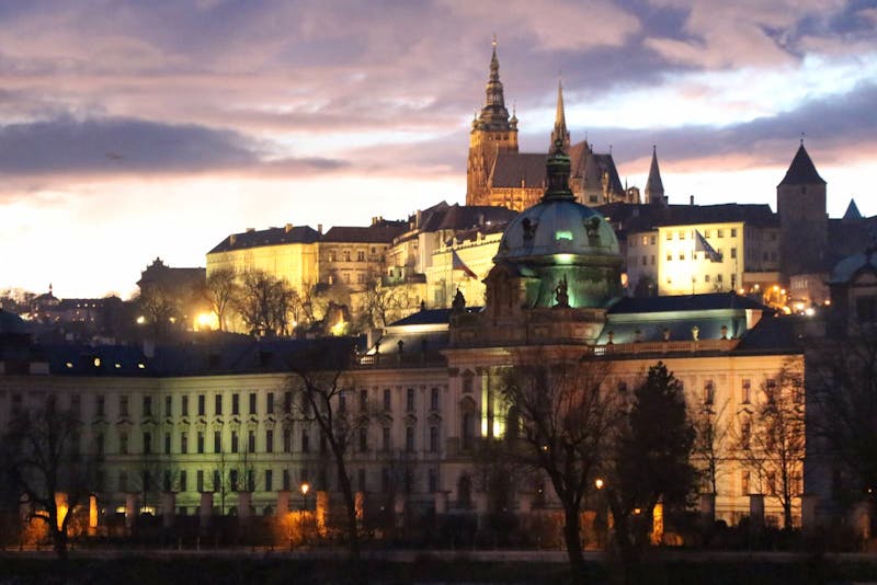 Prag - Schifffahrt auf der Moldau - Prager Burg - ©Kristin Weigel