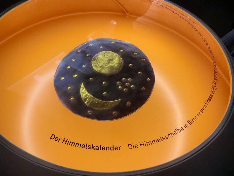 Die berühmte Himmelsscheibe von Nebra - ©Eberhardt TRAVEL - Petra Scherbaum