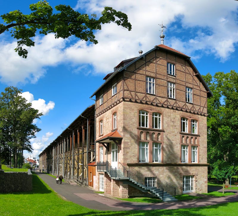 Bad Orb - Gradierwerk - ©Jörg Braukmann - Wikimedia