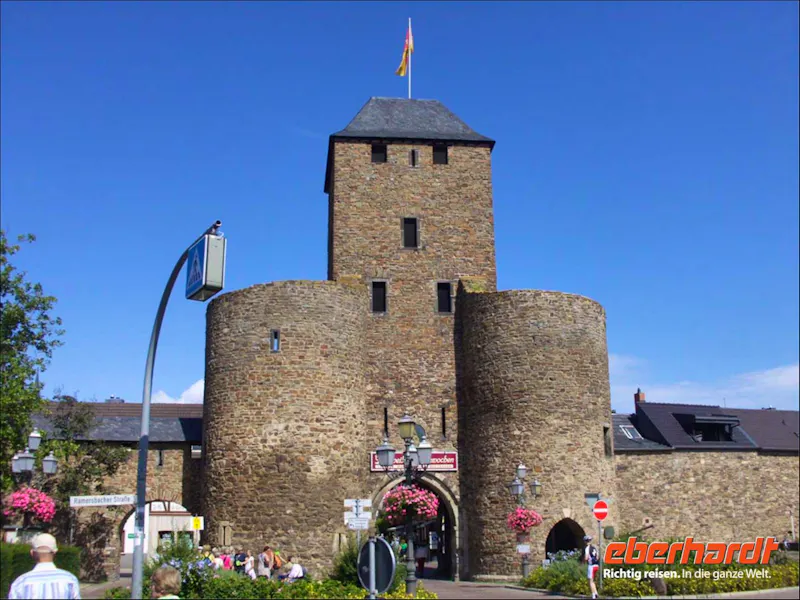 Das mächtige Ahrtor in Ahrweiler - &copy;Peter Rudolph