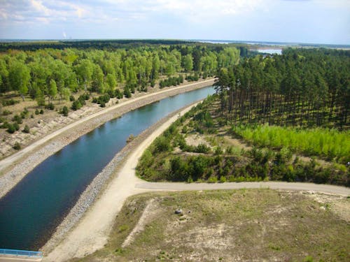 Rostiger Nagel - Ausblick zum Geierswalder  See &ndash; &copy; Harald Kühne