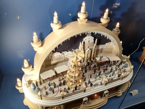 Seiffener Schwibbogen &ndash; &copy; Eberhardt TRAVEL GmbH