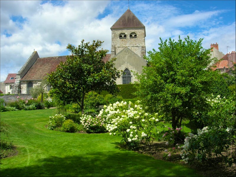 Jardin de Viels-Maisons mit Kirche - ©Eberhardt TRAVEL - Beate Schroedter