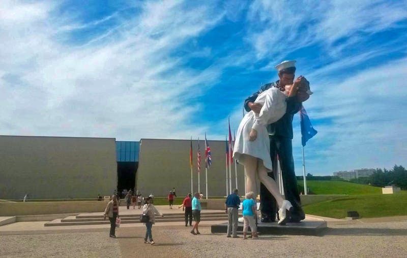 Memorial de Caen Museum in der Normandie - ©Eberhardt TRAVEL - Katrin Kerpa