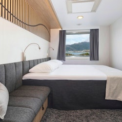 Hurtigruten MS Otto Sverdrup – © www.espenmills.no / Hurtigruten