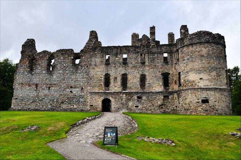 Dufftown, Balvenie Castle - ©Konrad Füssel - Eberhardt TRAVEL