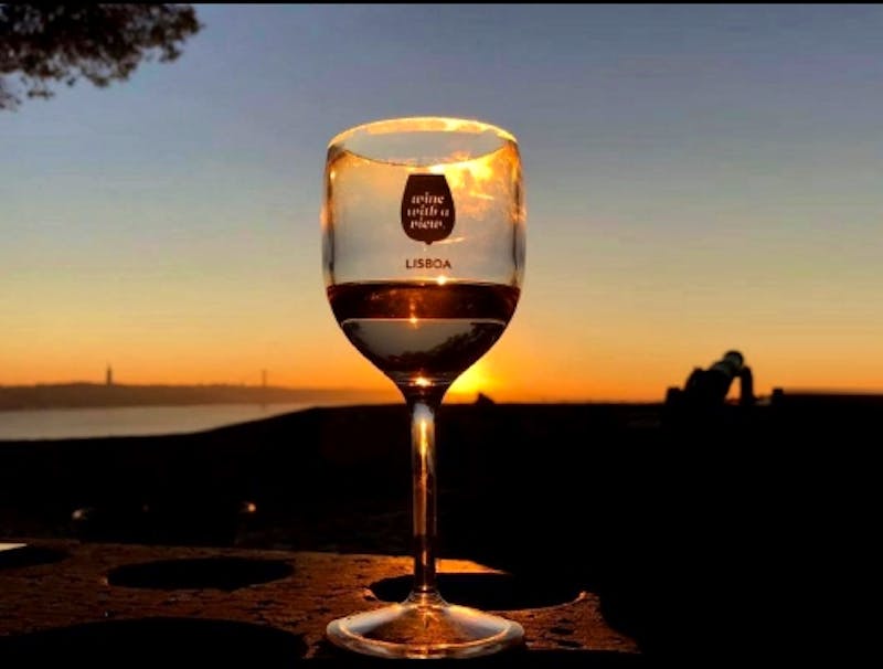 Willkommens-Cocktail auf der Burg Sao Jorge - ©Wine With a View