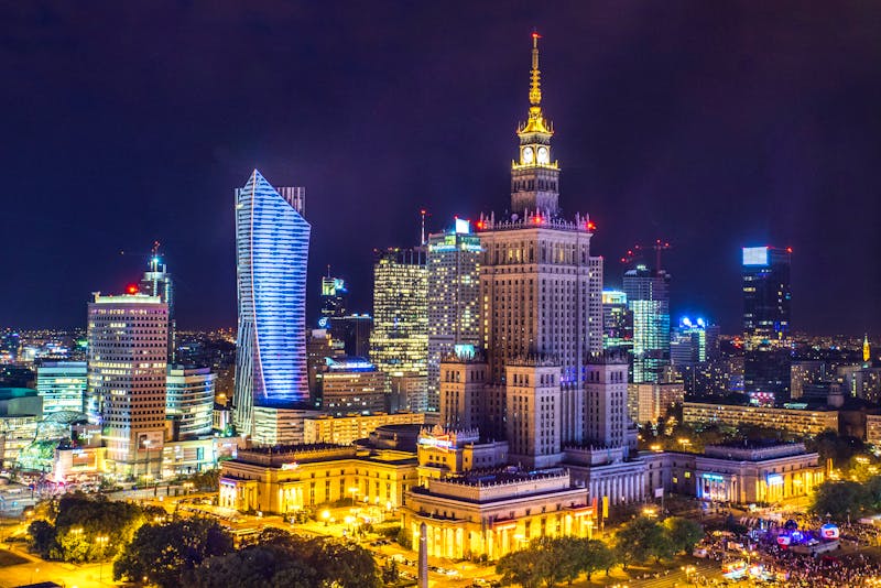 Warschau, Kultur- und Wissenschaftspalast am Abend - ©Warsaw Tourist Organization Archive