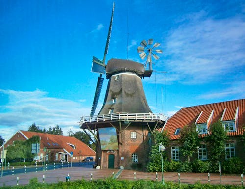 Windmühle in Großefehn bei Aurich in Ostfriesland – © Eberhardt TRAVEL - Evelyn Augst-Mirtschin