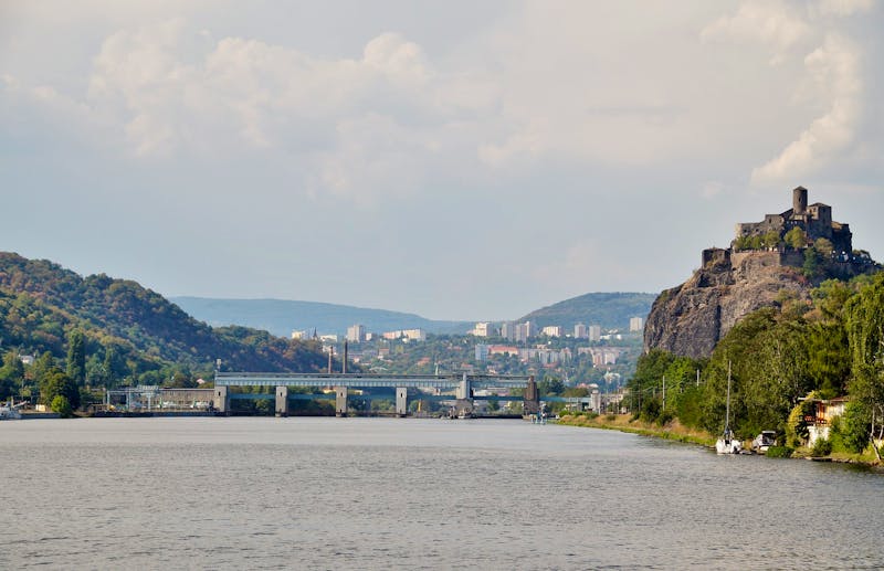 Strekov Castle, Burg Schreckenstein in Usti nad Labem an der Elbe - ©Bild von ivabalk auf Pixabay