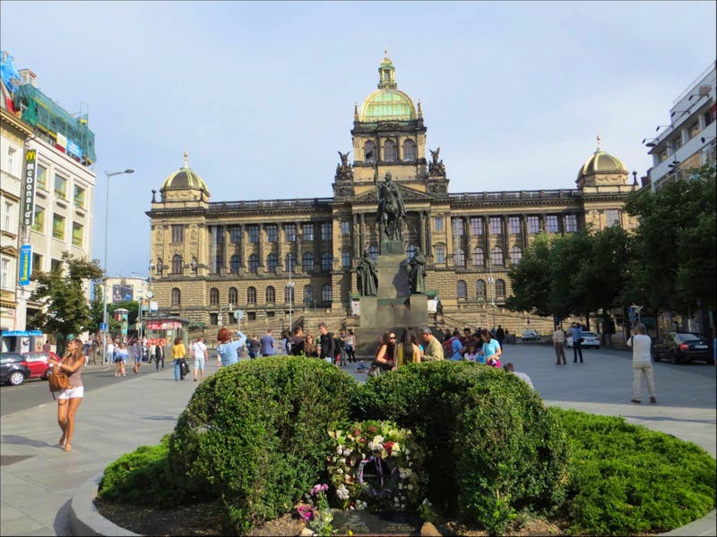 am Wenzelsplatz in Prag - ©Jürgen Schmeißer