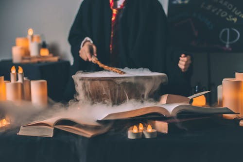 Harry Potter Zaubertränke &ndash; &copy; Artem Maltsev – Unsplash