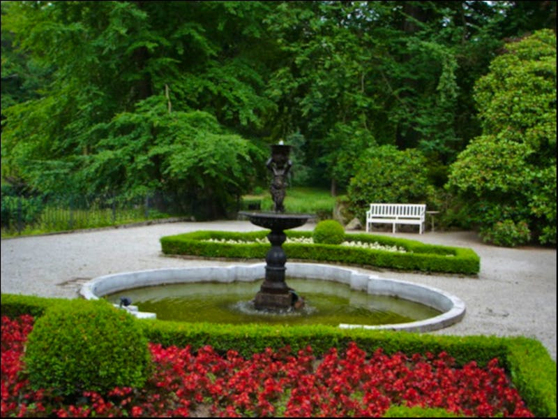 Schloss Stonsdorf - im Garten - ©Petra Hanschke / Eberhardt TRAVEL