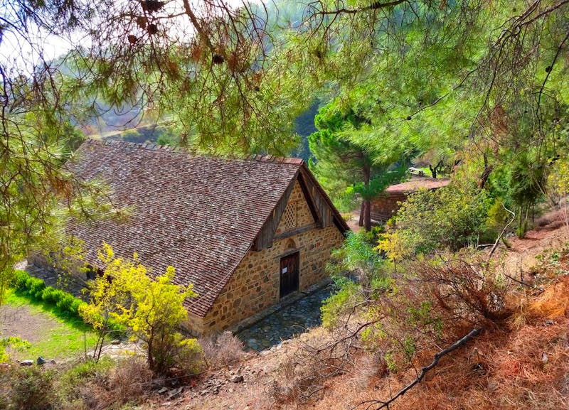 Scheunendachkirche Stavros Tou Agiasmati im Troodosgebirge - ©Eberhardt TRAVEL - Konrad Füssel