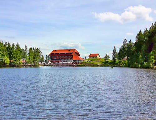 Mummelsee im Schwarzwald – © Eberhardt TRAVEL - Jörg Nesse