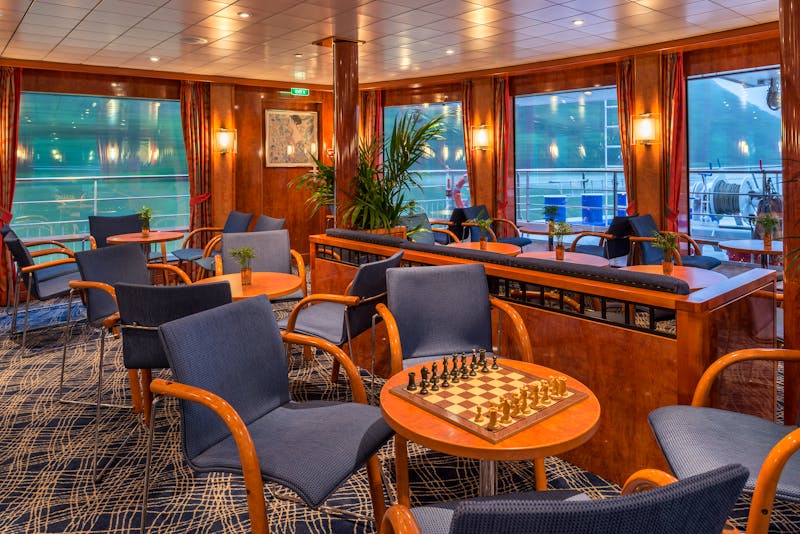 MS MAXIMA Panorama-Salon - ©nicko cruises