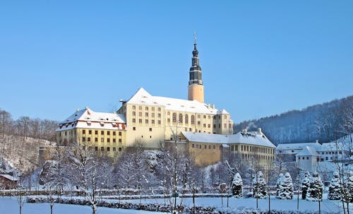 Schloss Weesenstein &ndash; &copy; Norbert Kaiser - Wikimedia