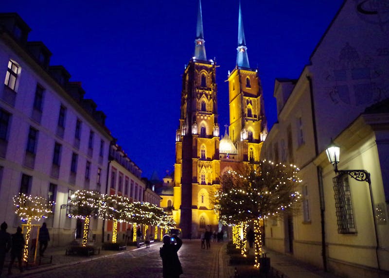 Abendspaziergang auf der Dominsel in Breslau - ©Eberhardt TRAVEL - Paul Meyer-Clasen