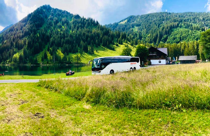 Eberhardt-Reisebus im Kleinwalsertal - ©Eberhardt TRAVEL - Jörg Hoffmann
