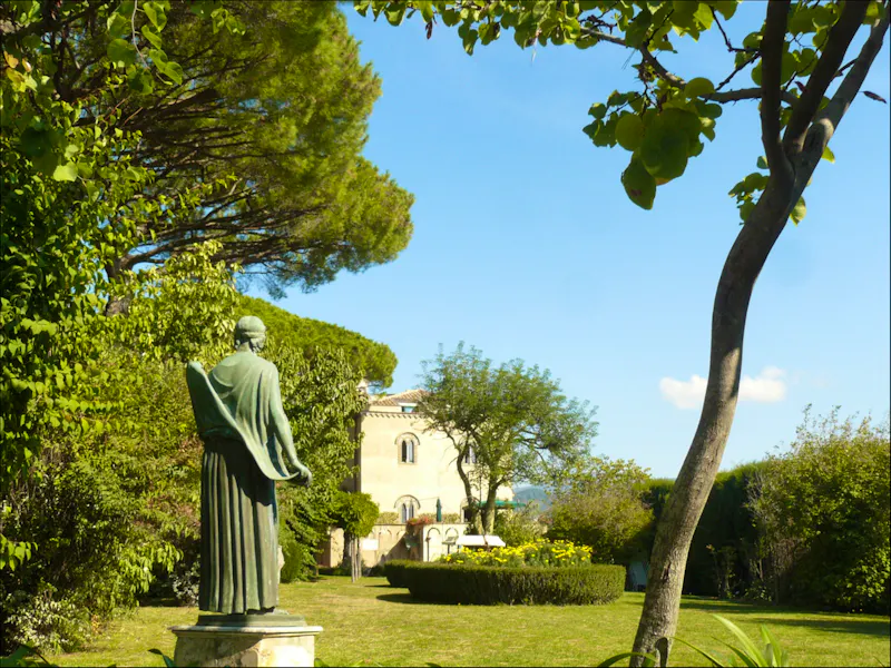 Ravello - Garten der Villa Cimbrone - &copy;Margret van Blokland