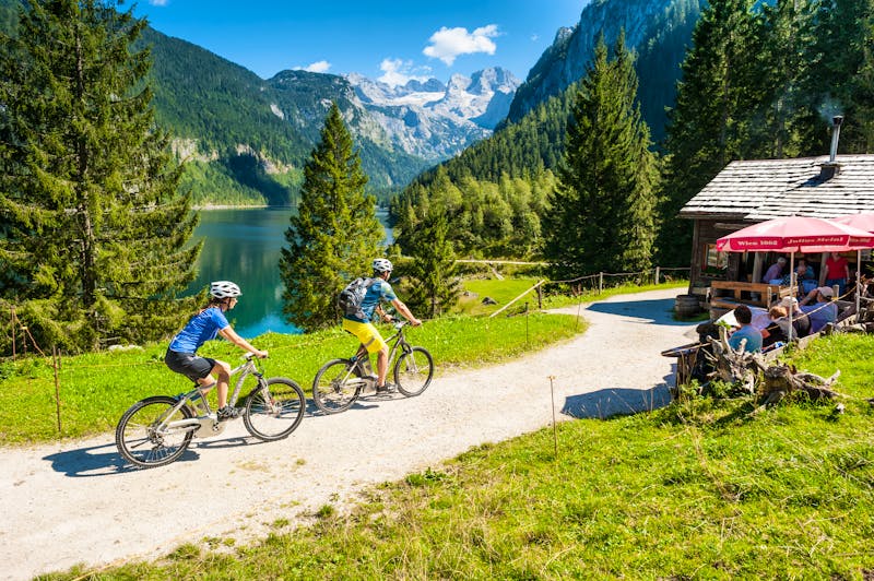 Einkehr am Gosausee im Salzkammergut - ©Oberösterreich Tourismus GmbH_Hochhauser