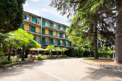 Hotel Palme Komplex - Außenansicht &ndash; &copy; Chincherini Holiday