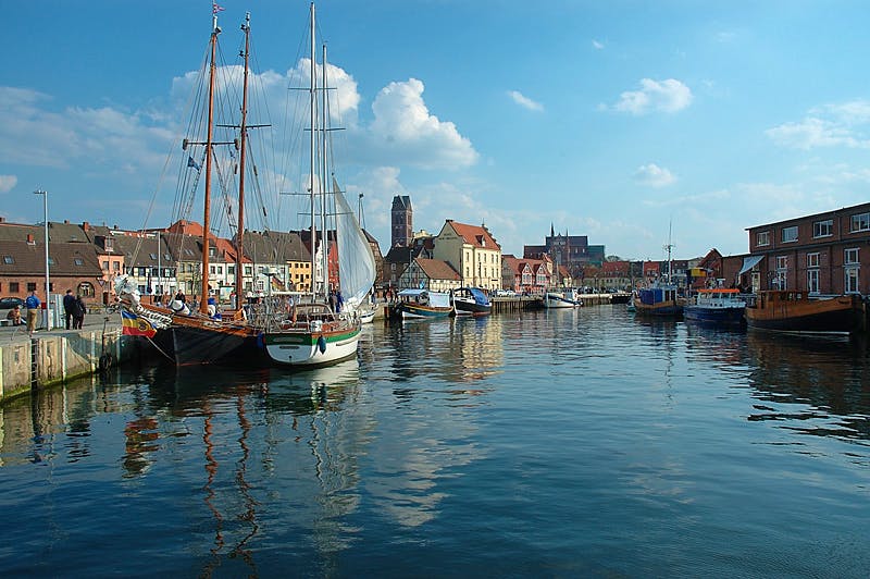 Wismar - Hafen - ©Alexander Koker - Wikimedia