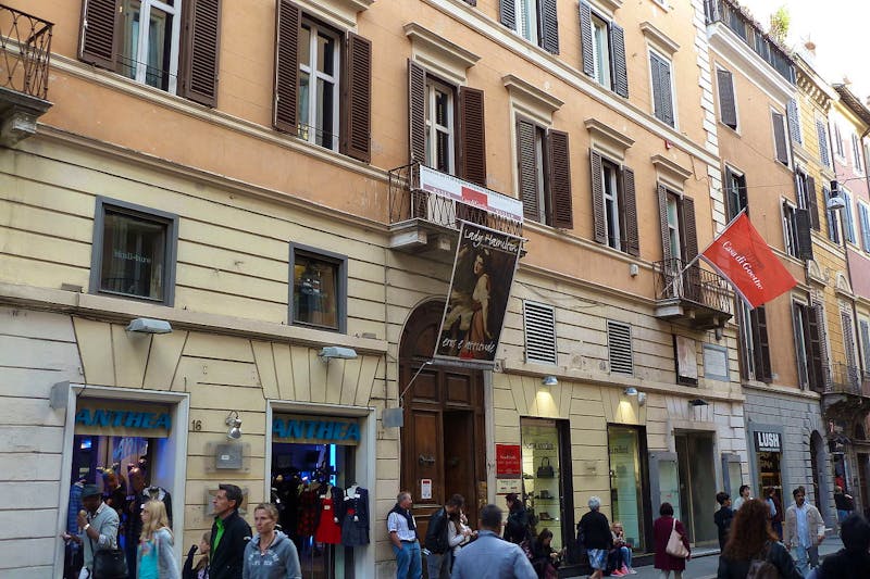 Rom vor der Casa di Goethe - ©Tom86 - Wikimedia