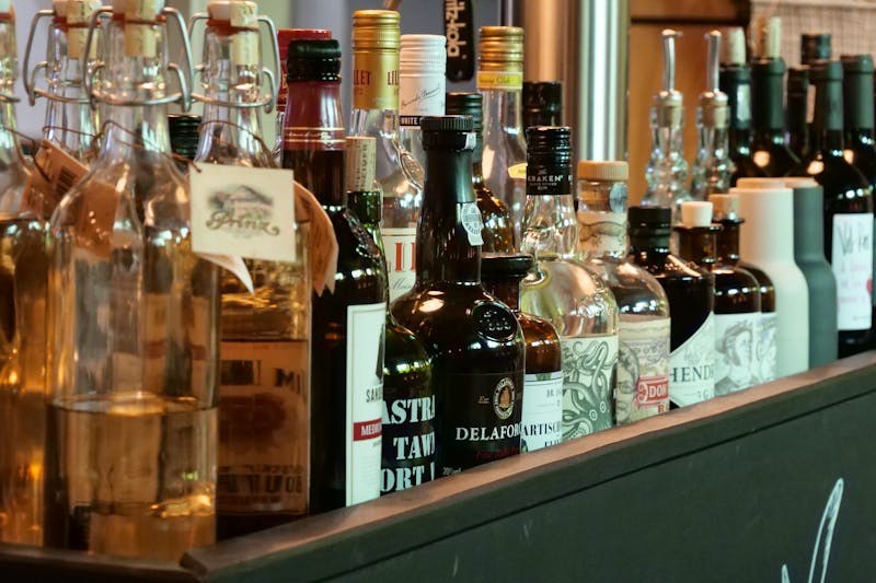Flaschen Alkohol Bar - ©Frei