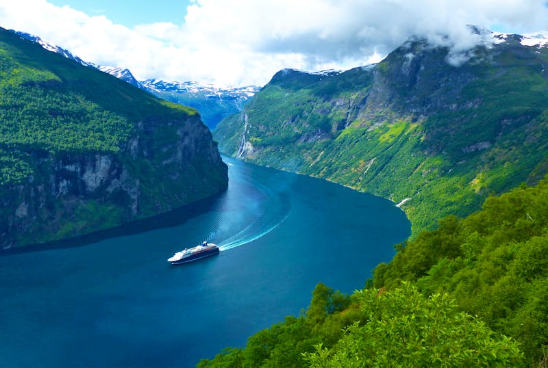 Blick in den Geirangerfjord - ©Eberhardt TRAVEL - Maria Michel