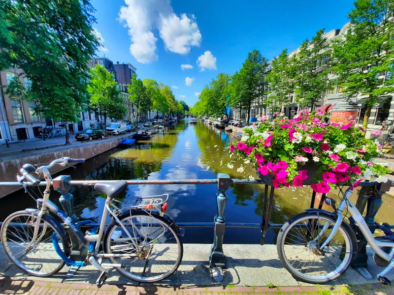 Gracht in Amsterdam - ©Eberhardt TRAVEL - Franziska Bergmann