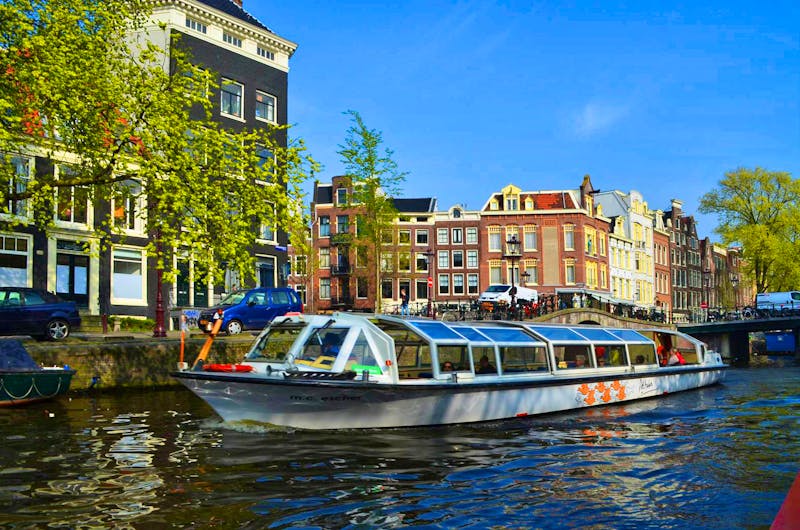 Grachten-Bootsfahrt in Amsterdam - ©Eberhardt TRAVEL - Konrad Füssel