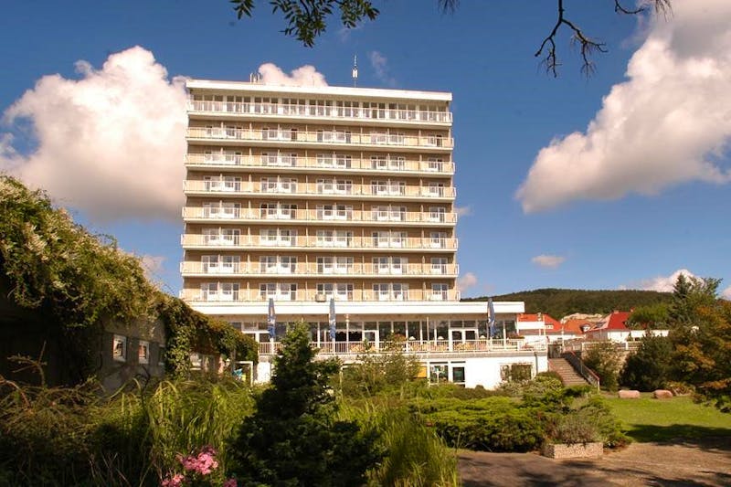 Außenansicht Rügen-Hotel Sassnitz - ©Rügen-Hotel Sassnitz