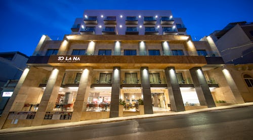Außenansicht Solana Hotel & Spa Malta – © Solana Hotel & Spa Malta