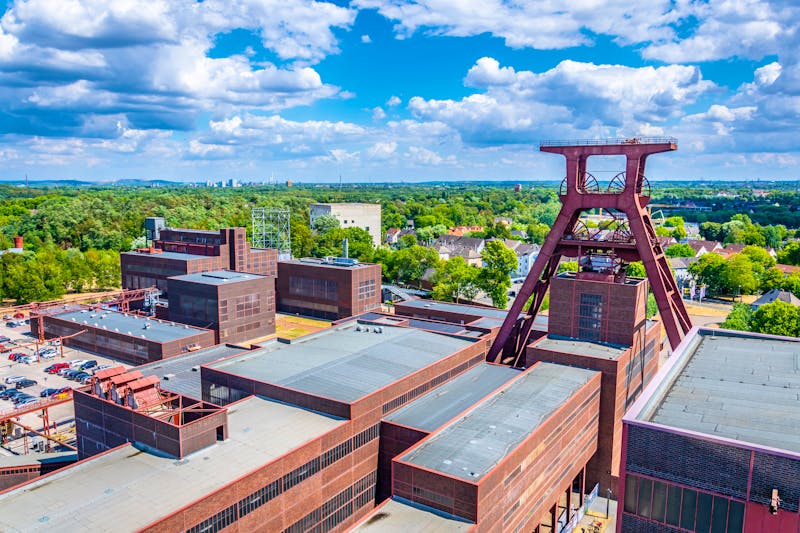 Essen im Ruhrgebiert - Panoramablick von der Zeche Zollverein - ©©dudlajzov - stock.adobe.com